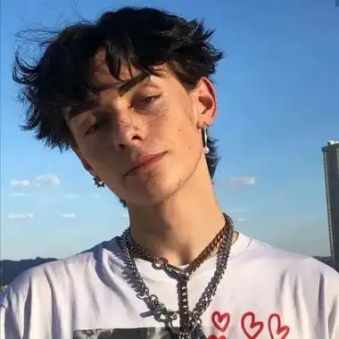 6686体育app金牌作者Sebastian